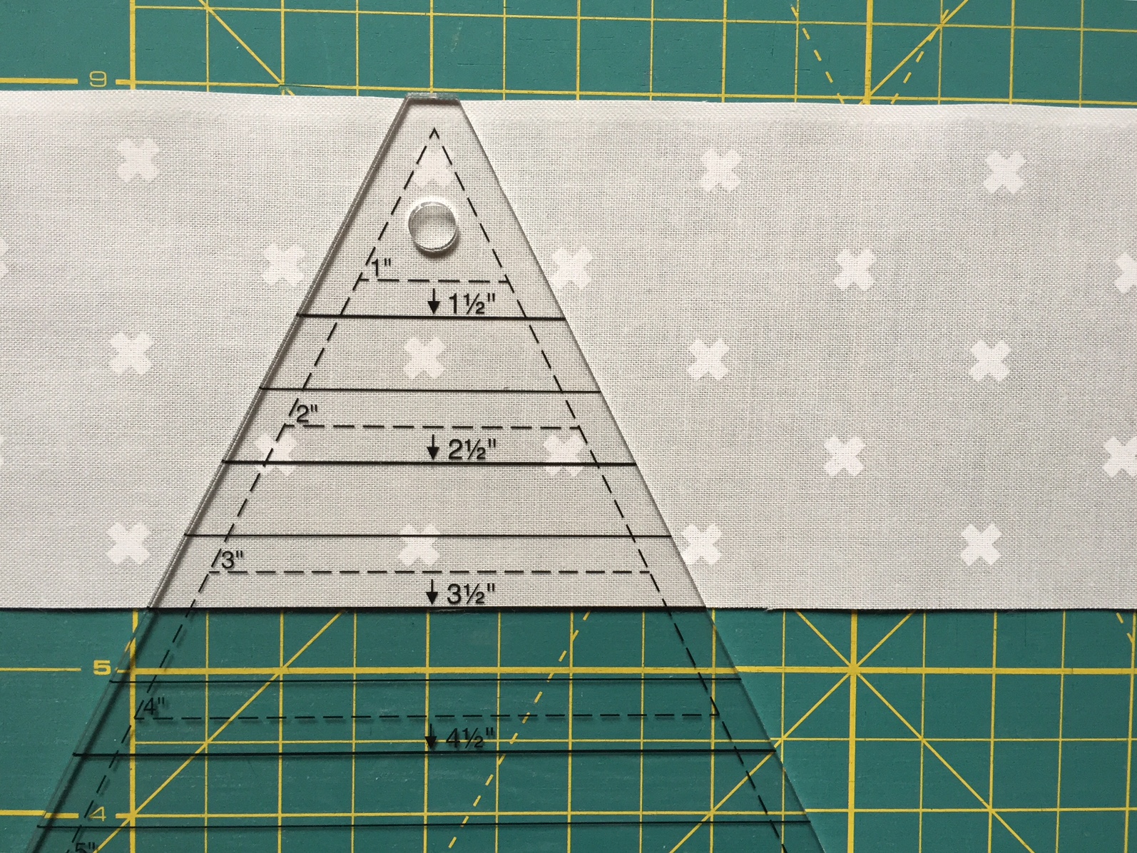 How to cut and sew triangles using a triangle ruler
